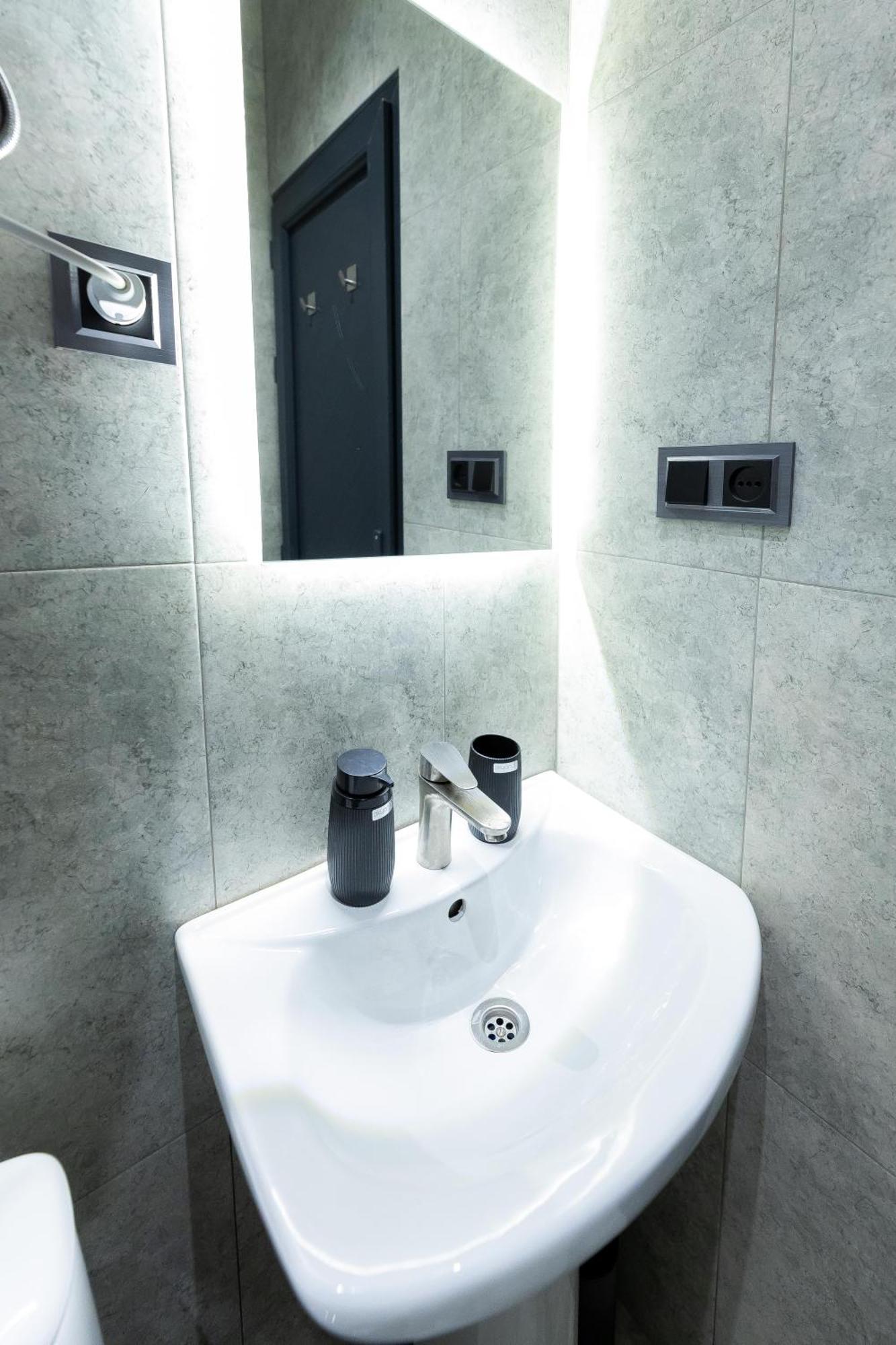 Evn Rooms Erevan Esterno foto