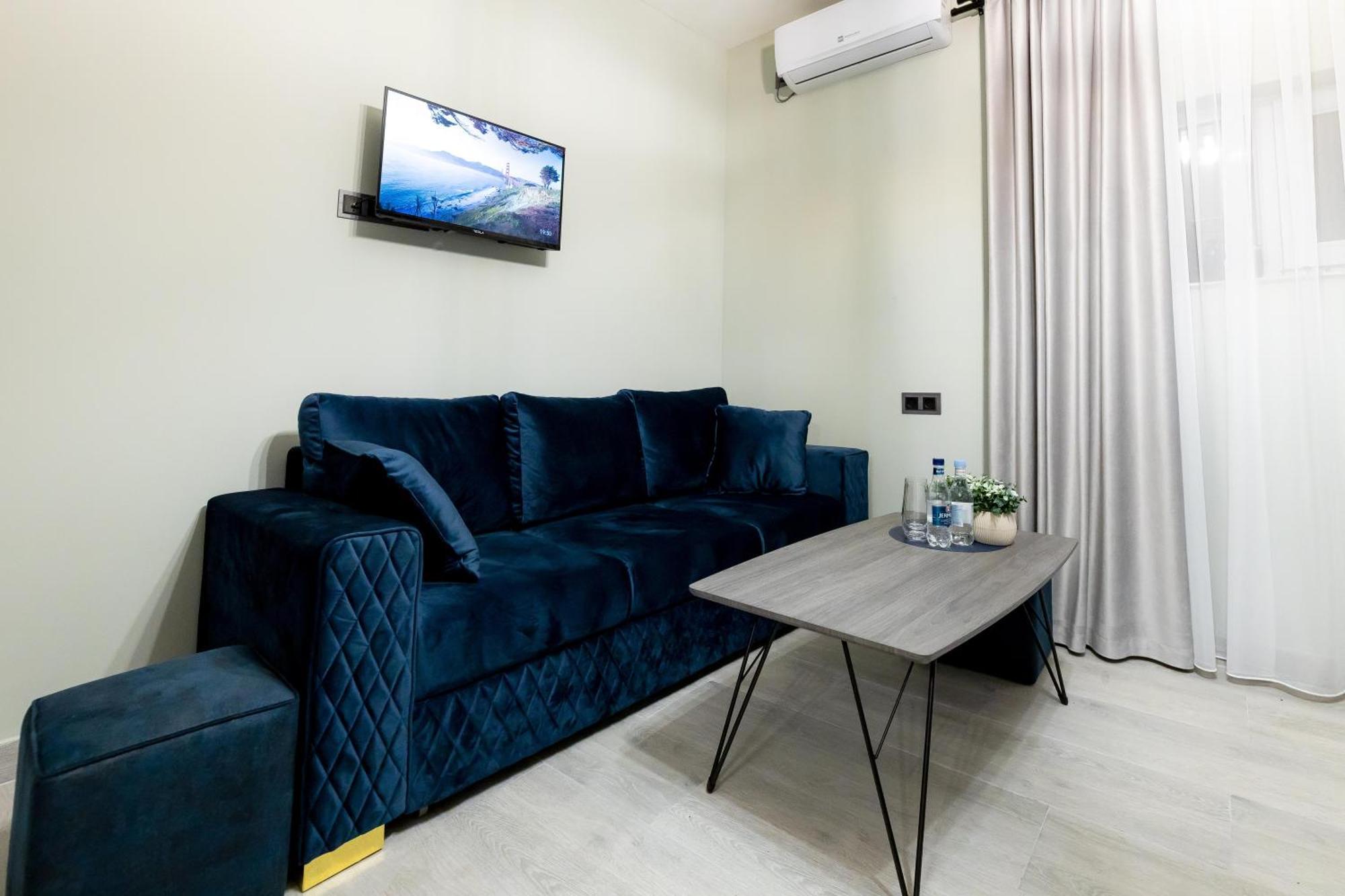 Evn Rooms Erevan Esterno foto